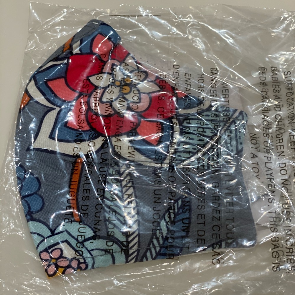 NWT Vera Bradley cotton mask